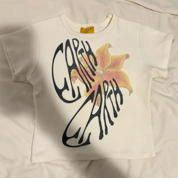 SOLD Juliet Johnstone flower t shirt - Picture 3 of 5